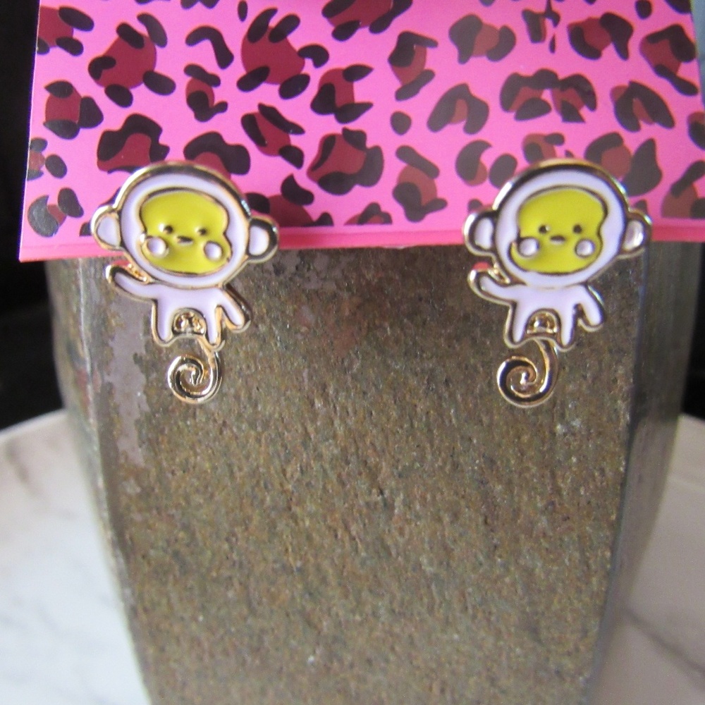 Betsey Johnson Pink Little Monkey Earrings - Picture 4 of 8
